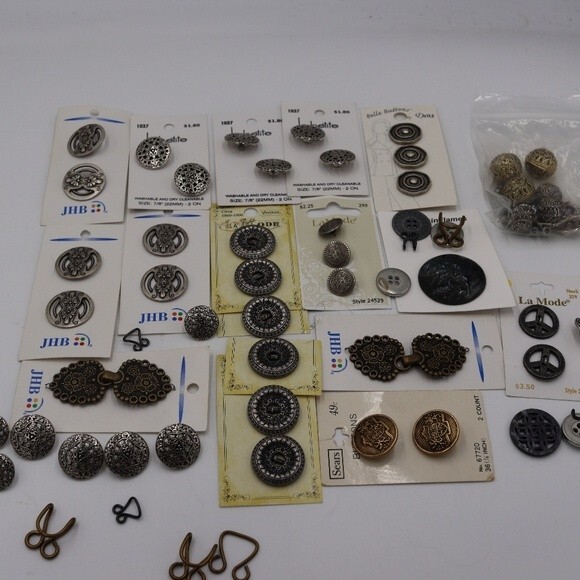 Huge Metallic Button Lot Hooks Clasps & Buttons - Picture 1 of 13